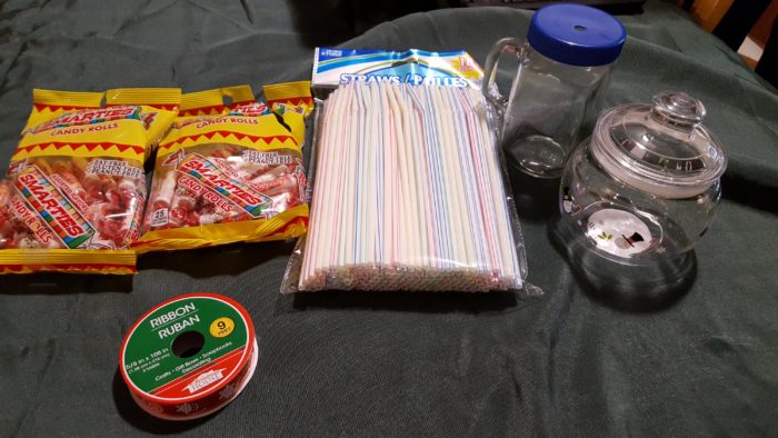 DIY White elephant Babysitter Christmas Gift Ideas / Day Care Provider Gift Ideas candy straws mug jar ribbon