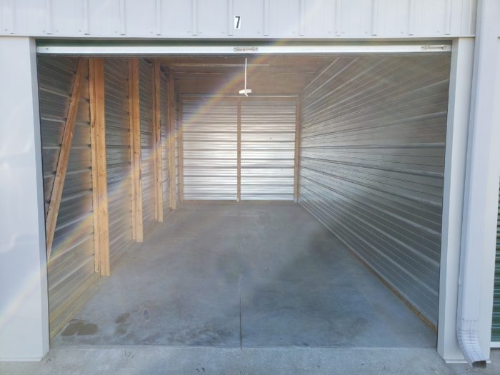 The best way to pack a storage unit empty storage locker