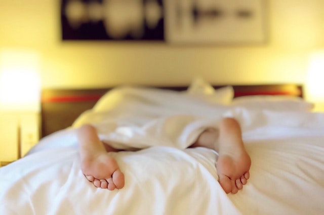 Get best sleep persons feet sticking out of covers while sleeping stomach position