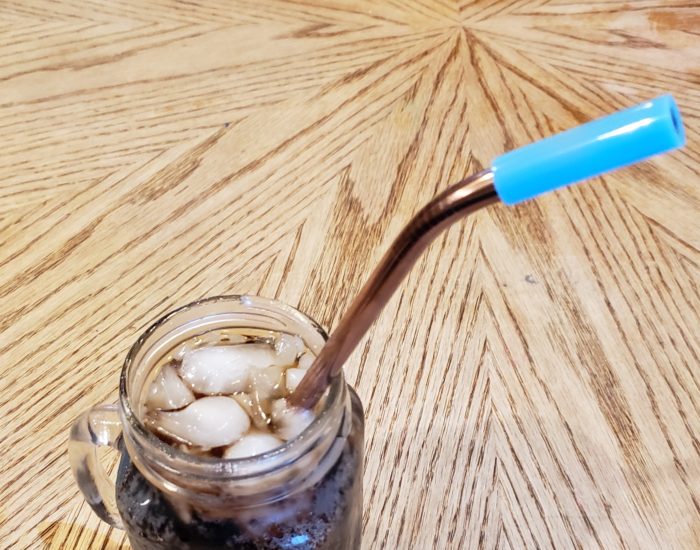 Product review of Oath Essentials reusable straws silicon tip glass mason jar mug ice soda pop
