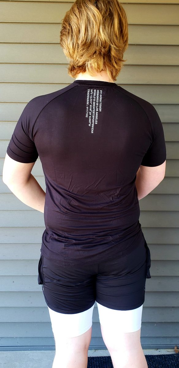 product review borntough workout clothes backside view of shirt shorts on man